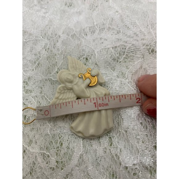 Vintage Lenox Angel Playing Golden Harp Porcelain Pin - Picture 6 of 7